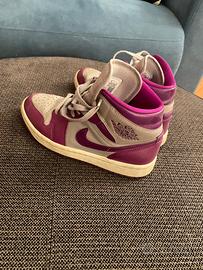 Nike Jordan alte usate poco