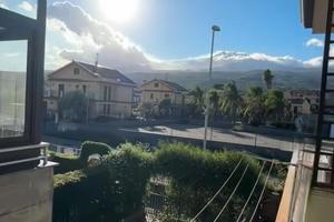 Grazioso bilocale vista Etna