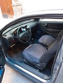 opel corsa c 1.3 diesel del 2005 pochi chilometri 