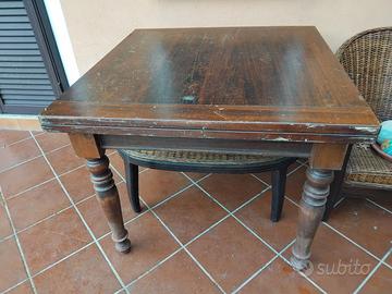 Tavolo legno massello con 4 sedie