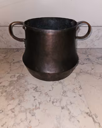Pentola dell’800 con coda di rondine