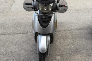 Kymco peaple s 200