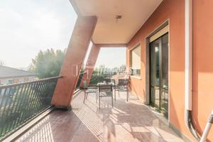 Quadrilocale con terrazzo, Via Dossi, 11 Cusago