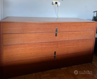 Cassettiera in noce con 4 Cassetti