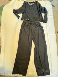 Completo maglia Tezenis e pantalone nero