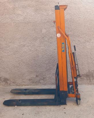 Carrello elevatore