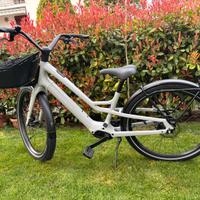 Bicicletta  elettrica Specialized 2022 Turbo Como