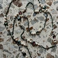 COLLANA DA DONNA CON PERLE E CRISTALLI