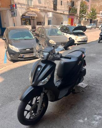 Piaggio Medley S ABS 150 – 2023 – Unico proprietar
