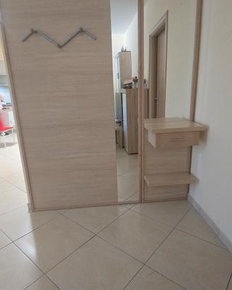 mobile ingresso colore rovere chiaro