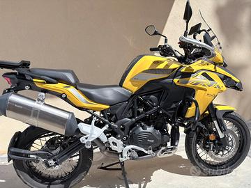 Benelli TRK 502 x