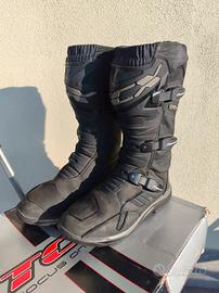 Stivali moto tcx baja gore tex