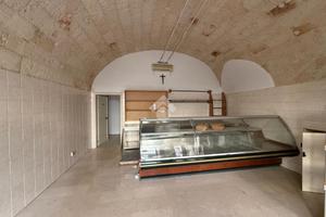 MULTILOCALE A SANTERAMO IN COLLE