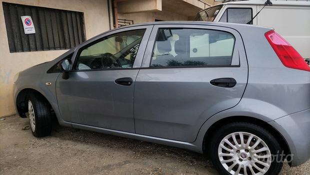 FIAT Grande Punto - 2010