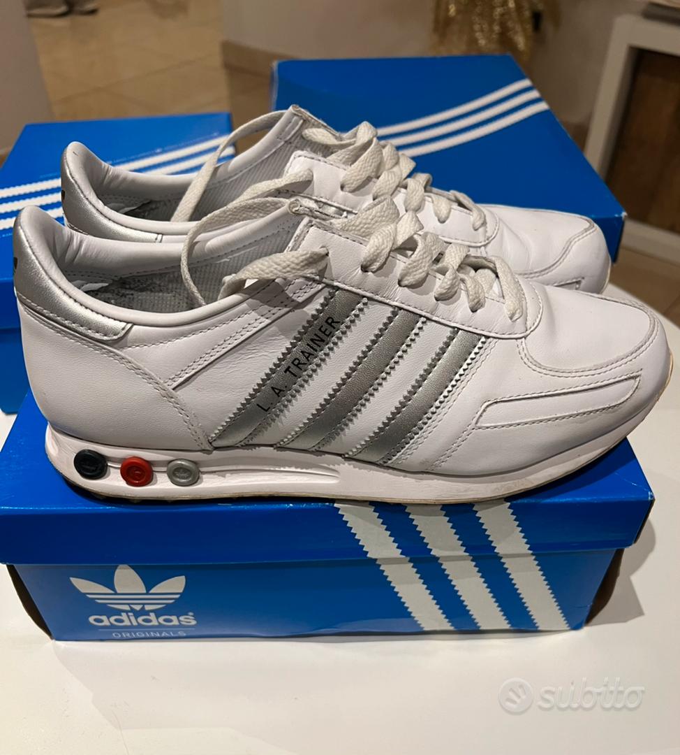 Adidas trainer 2024 bianche e blu