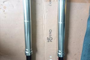 Forcelle, ammortizzatore sterzo, piastra DUCATI