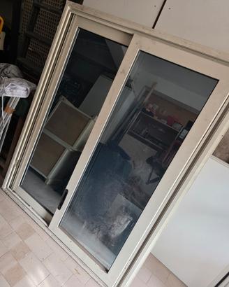 Infisso finestra veranda in alluminio doppia porta