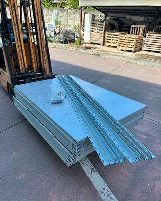 Scaffali industriali rinforzati
