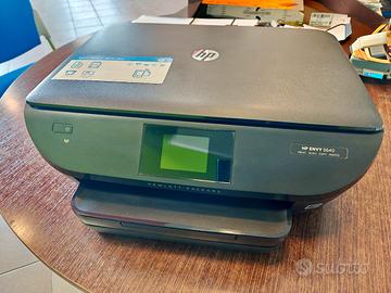 Stampante multifunzione HP Envy 5640