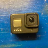 Gopro hero 8 black + caricabatterie e accessori