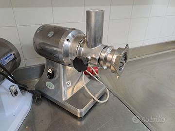 Tritacarne professionale