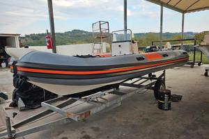 Gommone con motore Mercury 40/60 4 tempi