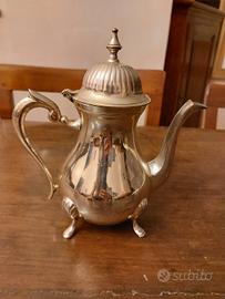 Teiera vintage in metallo argentato metà 900