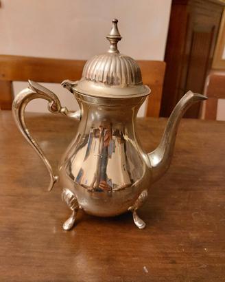 Teiera vintage in metallo argentato metà 900