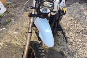 Mash Italia X-Ride 650 - Roma