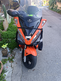 Malaguti Madison 3 250 iniezione