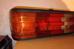 Mercedes 190 W201 Coppia fanali posteriori origina