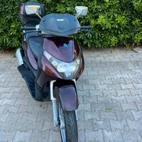 BEVERLY 200