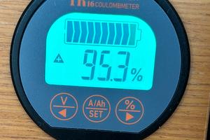 Battery Monitor TR16 con Shunt Camper/Barca