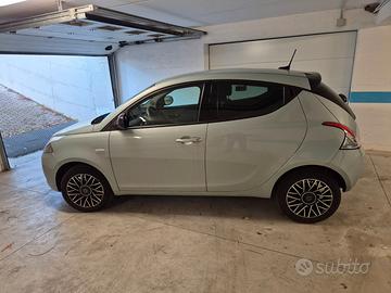 Lancia Ypsilon My 24 Platinum 1.0 Hybrid