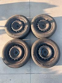 4 Ruote Hankook Invernali175/65+ cerchi in acciaio