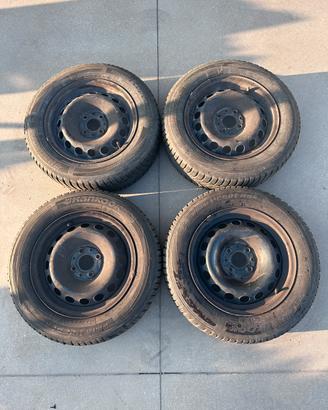 4 Ruote Hankook Invernali175/65+ cerchi in acciaio