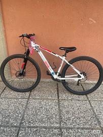 Bicicletta MTB BIANCA