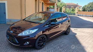 Ford Fiesta 82 cv 16 V