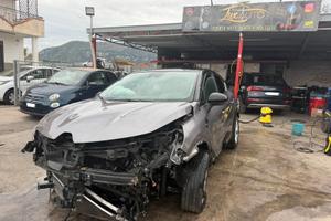 Renault Captur GPL sinistrato - 2021