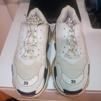 Balenciaga triple s 