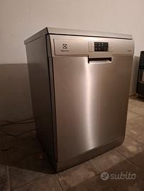 Lavastoviglie Elettrolux