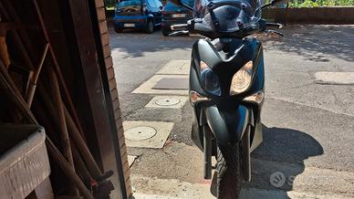 scooter Xcity 2009