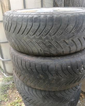 cerchi Audi A3 più gomme e invernali 