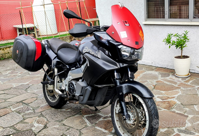 Aprilia Caponord ETV pronta per viaggiare
