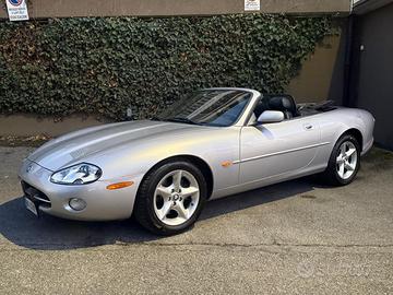 Jaguar XK8 4.0 Convertible