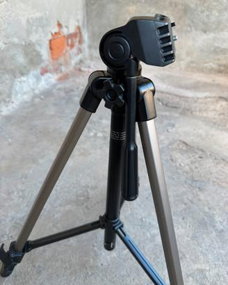 treppiede cavalletto reflex