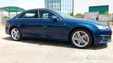 Audi A4 quattro s.line