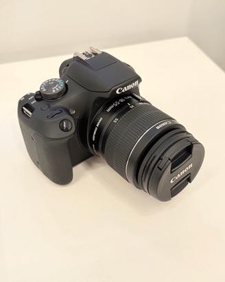 Canon EOS 2000D kit doppio obiettivo + accessori