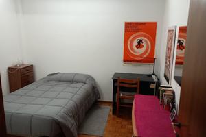 Stanza singola a pochi passo dal centro