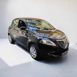LANCIA Ypsilon 1.2 69 CV 5 porte Silver